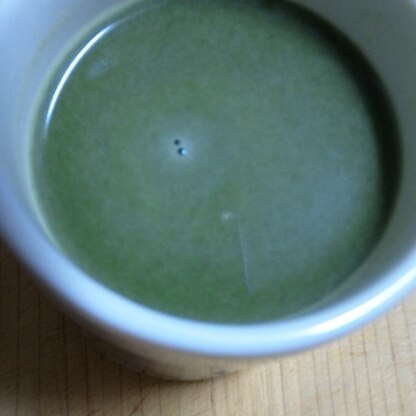 梨ボーさん、おはよぉございますｗ
青汁入り緑茶こさえましたｗｗ
ほんと緑茶と合っててお抹茶のようでおいしゅうございました♪
元気が出そうな嬉しい味ですね！ｗ